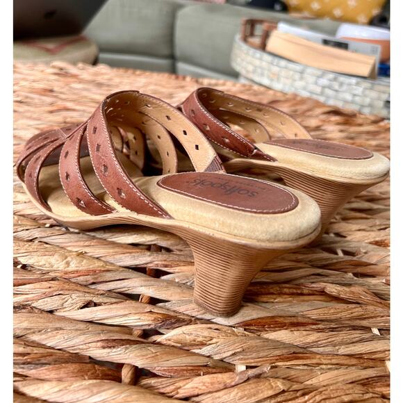 Vintage Softspots Slip On Heels/Sandals, Sz 8 - Picture 4 of 9